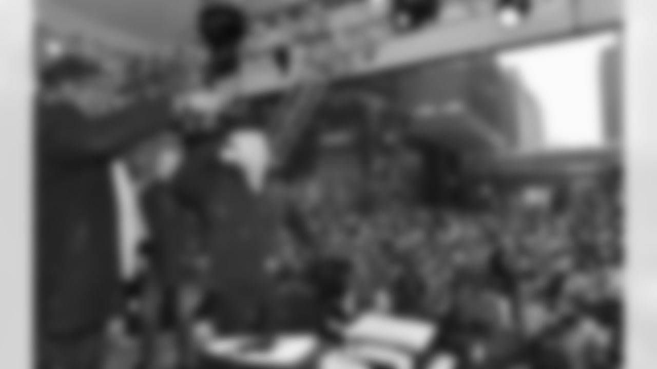 20180203_rally_mn_nordstrom30.jpg