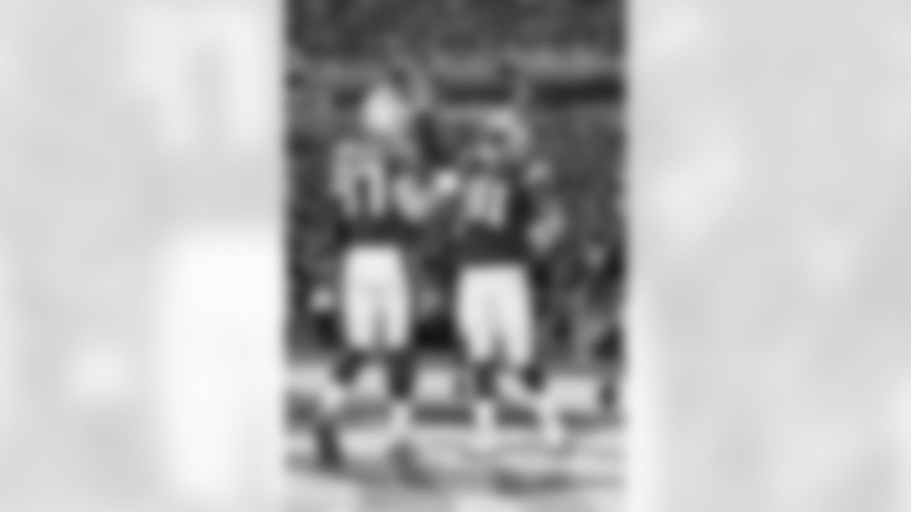 Jamie Collins, LB - Collins is coming off a massive performance against the Texans in which he notched 14 tackles and an interception while flying all over the field. This game gives him a chance to continue his All-Pro-caliber play trying to deal with LeSean McCoy, Tyrod Taylor and the Bills rushing attack.