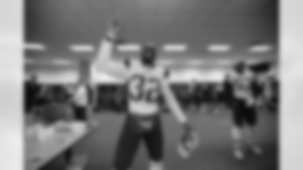 20161218_silverman_divchamps-celebration_watermarked0091.jpg