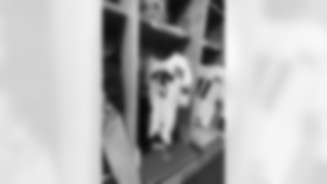111717afa-lockeroom_ds056-watermarked.jpg