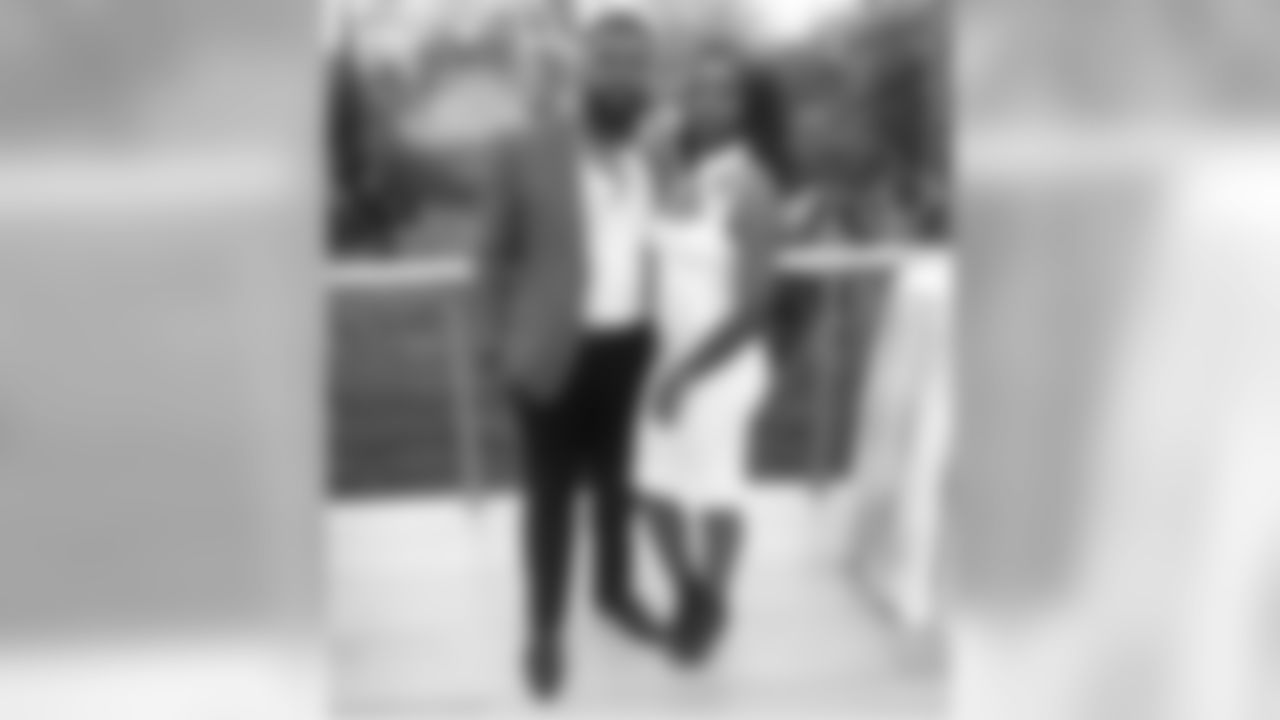 elandon-roberts-and-date.jpg