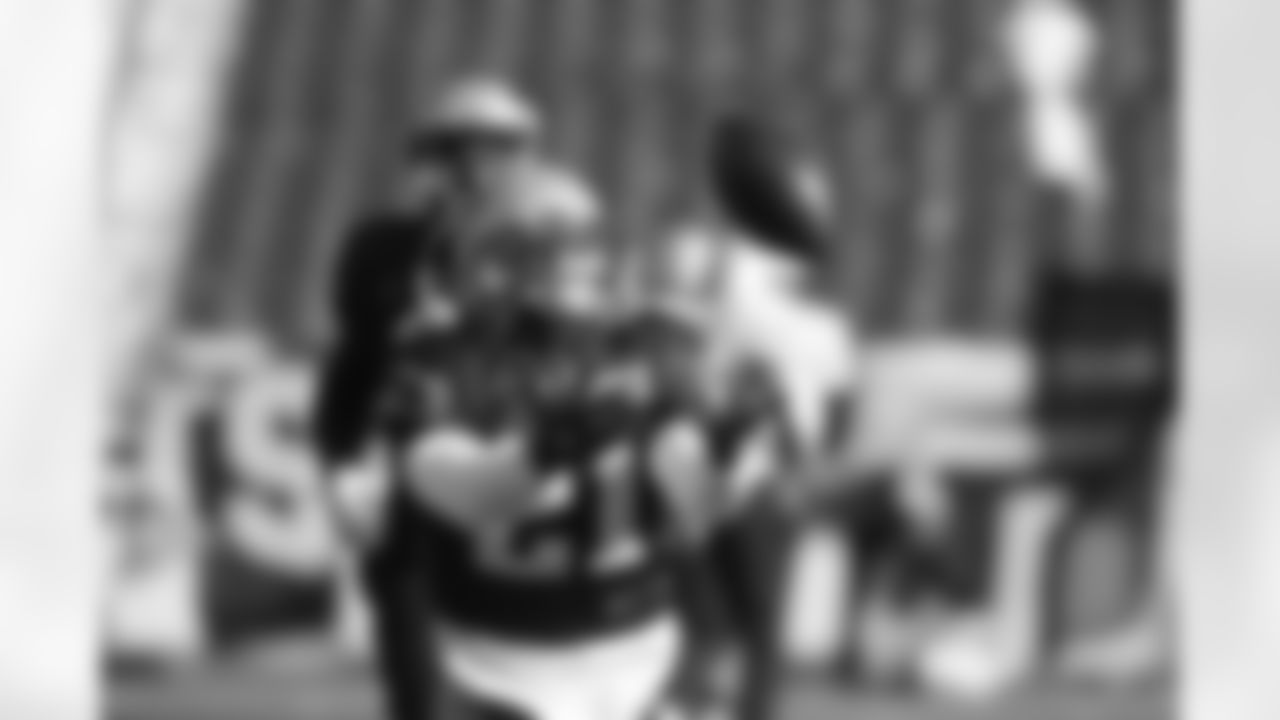 011017practice_eja056-watermarked.jpg
