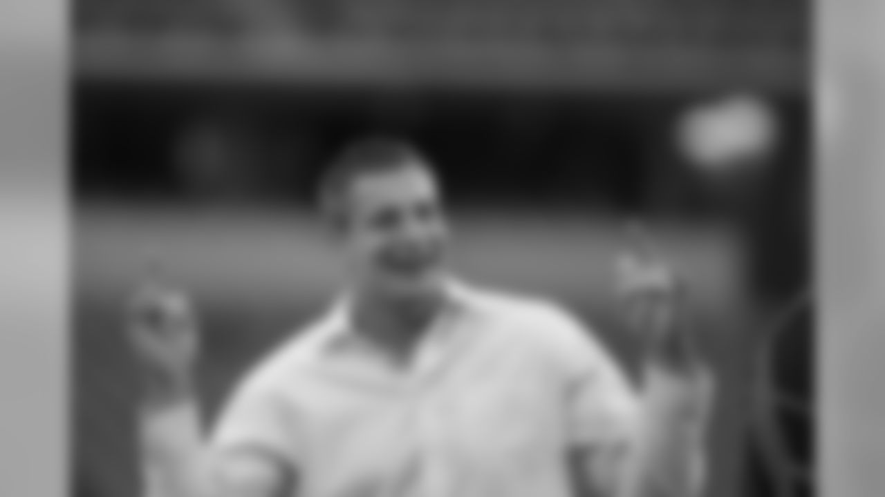 ESPN analyst Matt Hasselbeck (@hasselbeck) Ben Liebenberg via AP