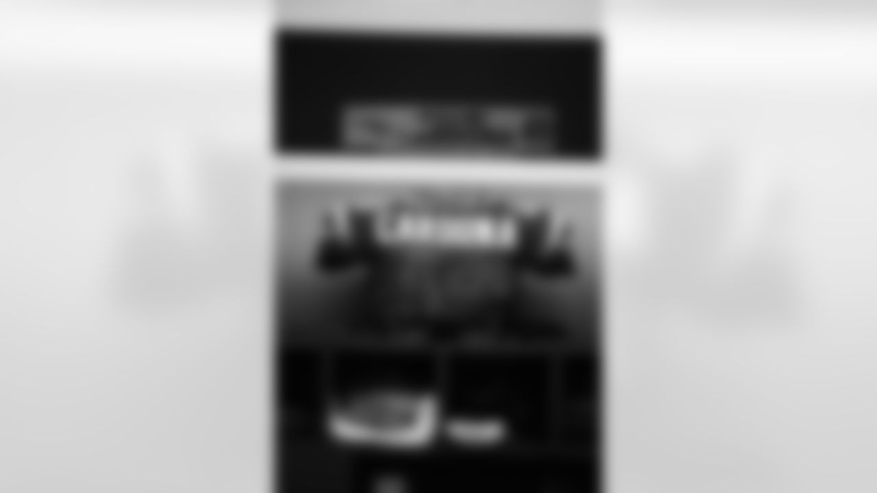 md112617lockerroom-approved_ds15-watermarked.jpg