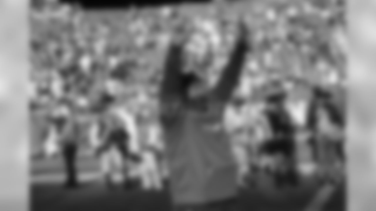ht092417_eja1978-watermarked.jpg