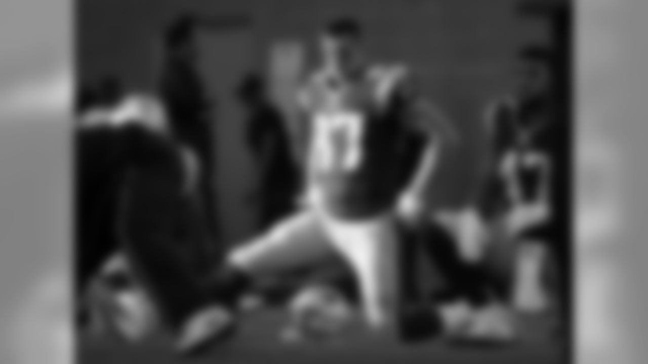 New England Patriots tight end Rob Gronkowski warms up before an NFL preseason football game against the Green Bay Packers Thursday, Aug. 13, 2015, in Foxborough, Mass. (AP Photo/Michael Dwyer)