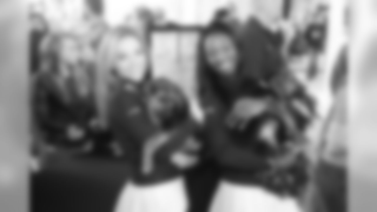 Patriots Cheerleaders at Rescues on the Runway