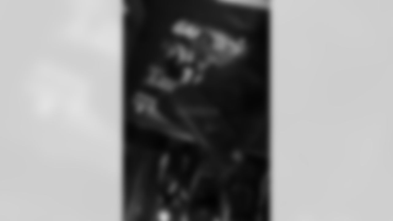 md112617lockerroom-approved_ds06-watermarked.jpg