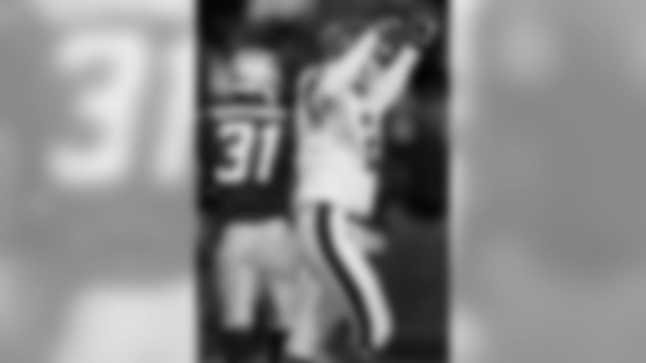 Steve Christie booted a 23-yard field goal in overtime, giving the Bills a 13-10 victory over the Patriots on Dec. 26, 1999.