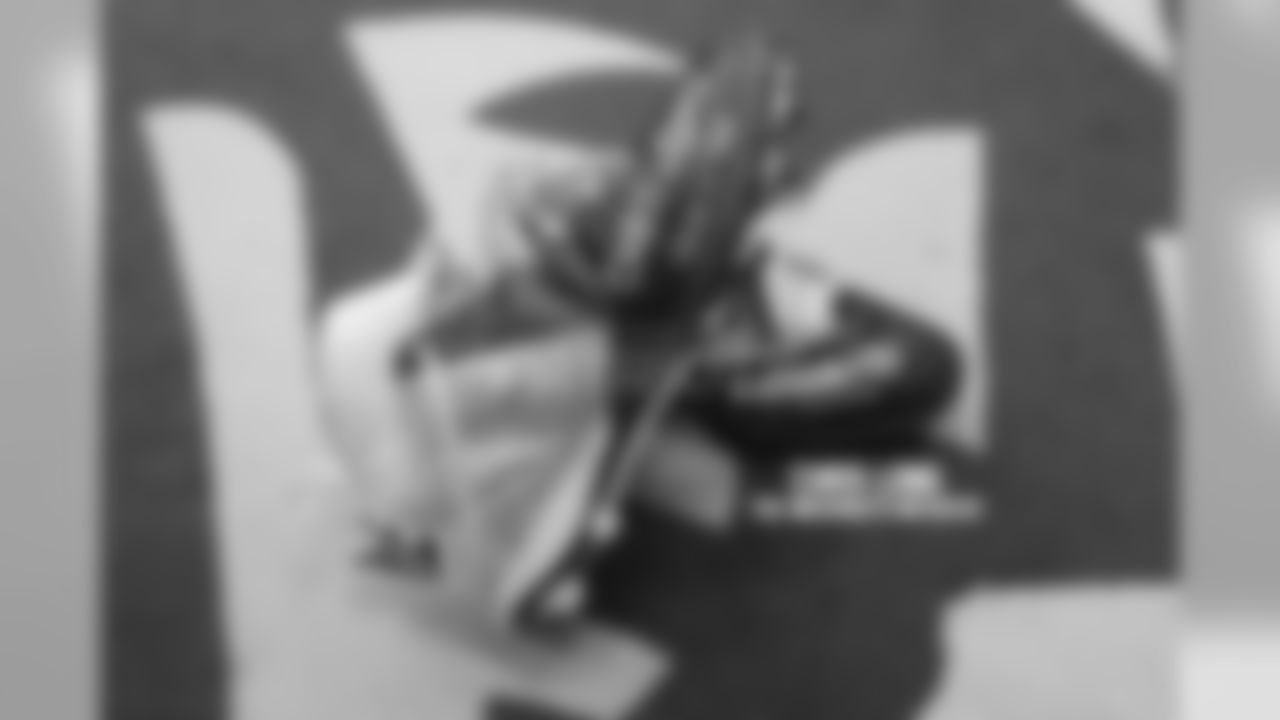 20161204_cleats_4.jpg