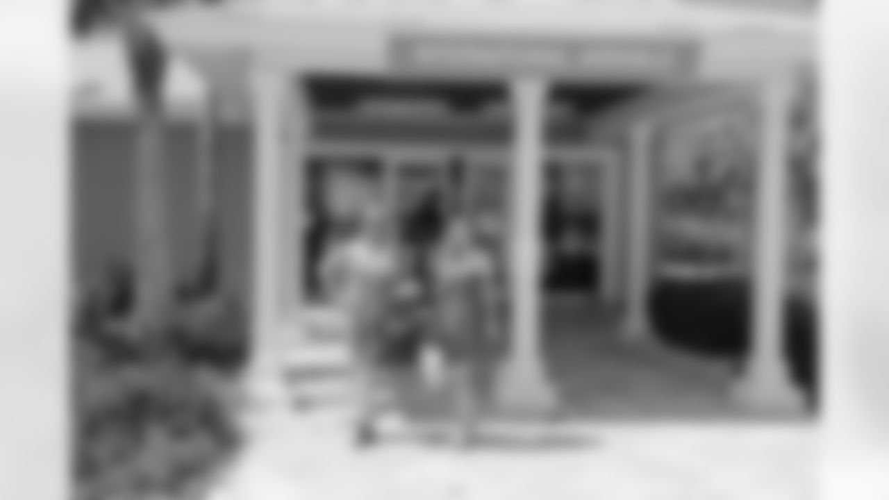 20160601_cheer_1-watermarked.jpg