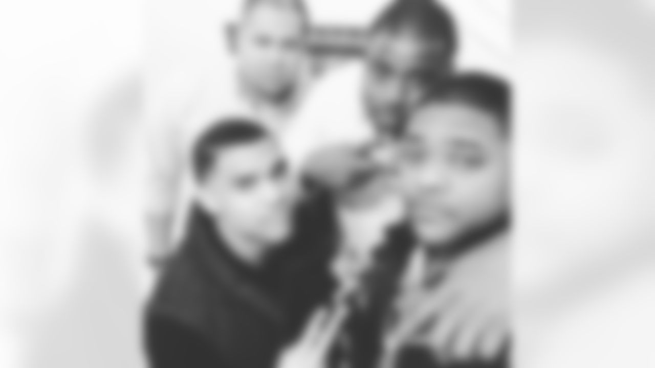 Cameron Fleming – (@cammyjfresh) : Its the boys day 1's#annualbostontrip. Regram cwood50