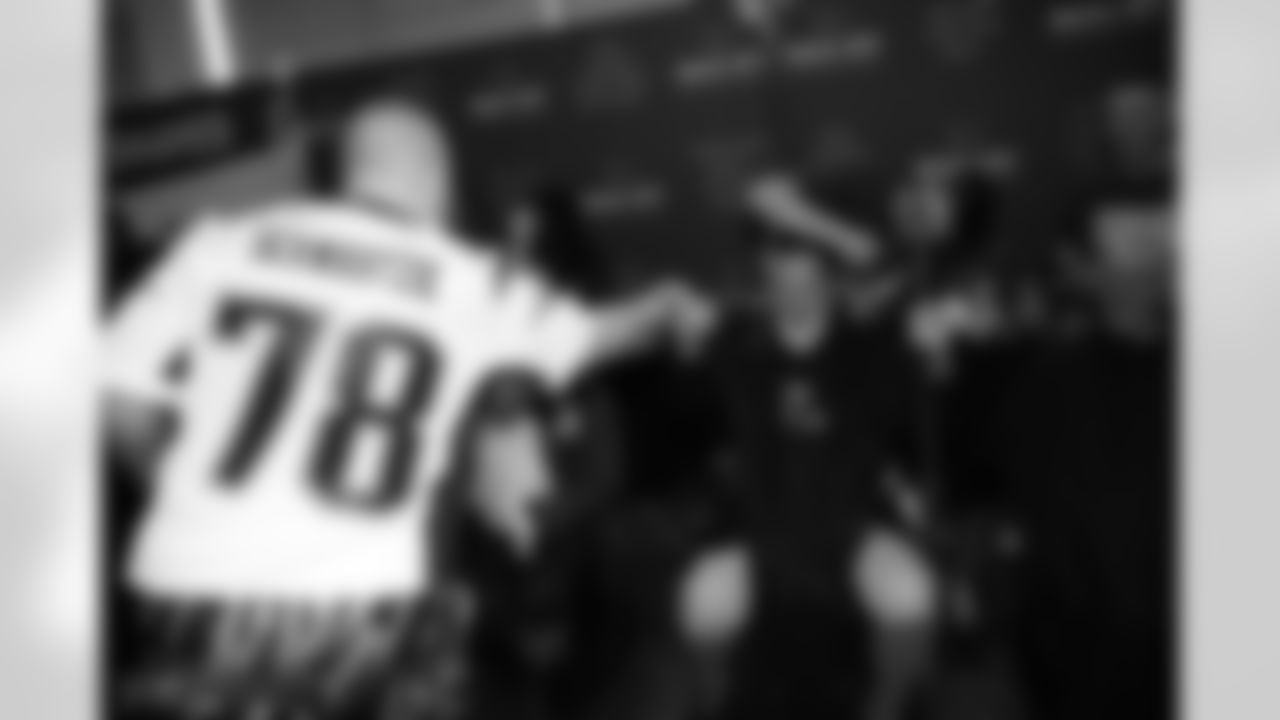 060417gronkbuzz_eja069-watermarked.jpg