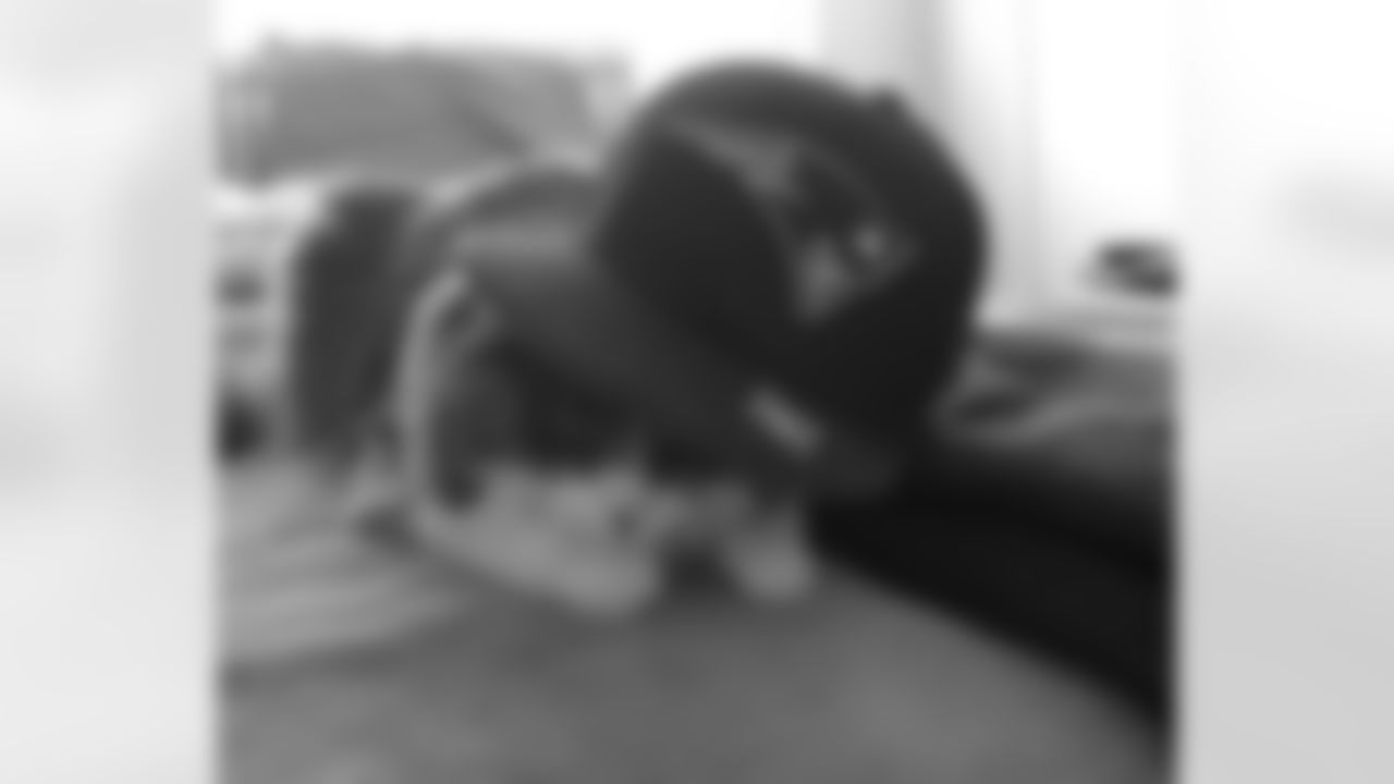 tempcat_hatUntitled-1.jpg