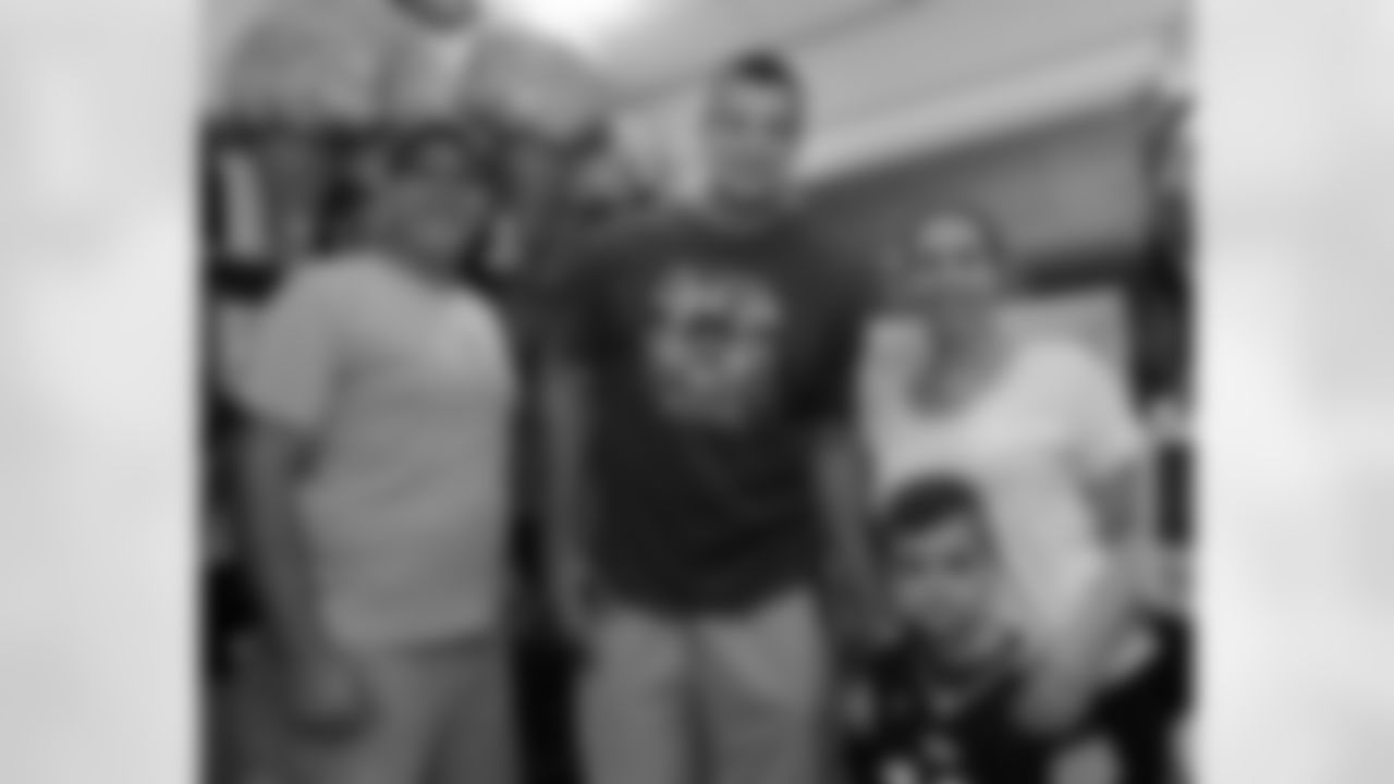 BOSTON, MA - JULY 24: New England Patriot Rob Gronkowski visits with Grant, Mom and Dad at Boston Children's Hospital July 24, 2015 in Boston, Massachusetts. (Photo by Darren McCollester/Getty Images for Boston Children's Hospital)