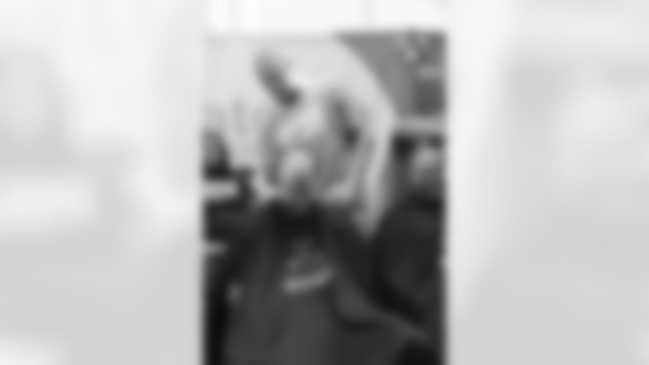 20150607_buzz_off_gronk_7813.jpg