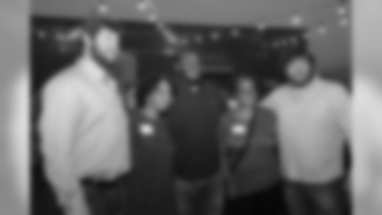 091817freshtruck_russ_mezikofsky101.jpg