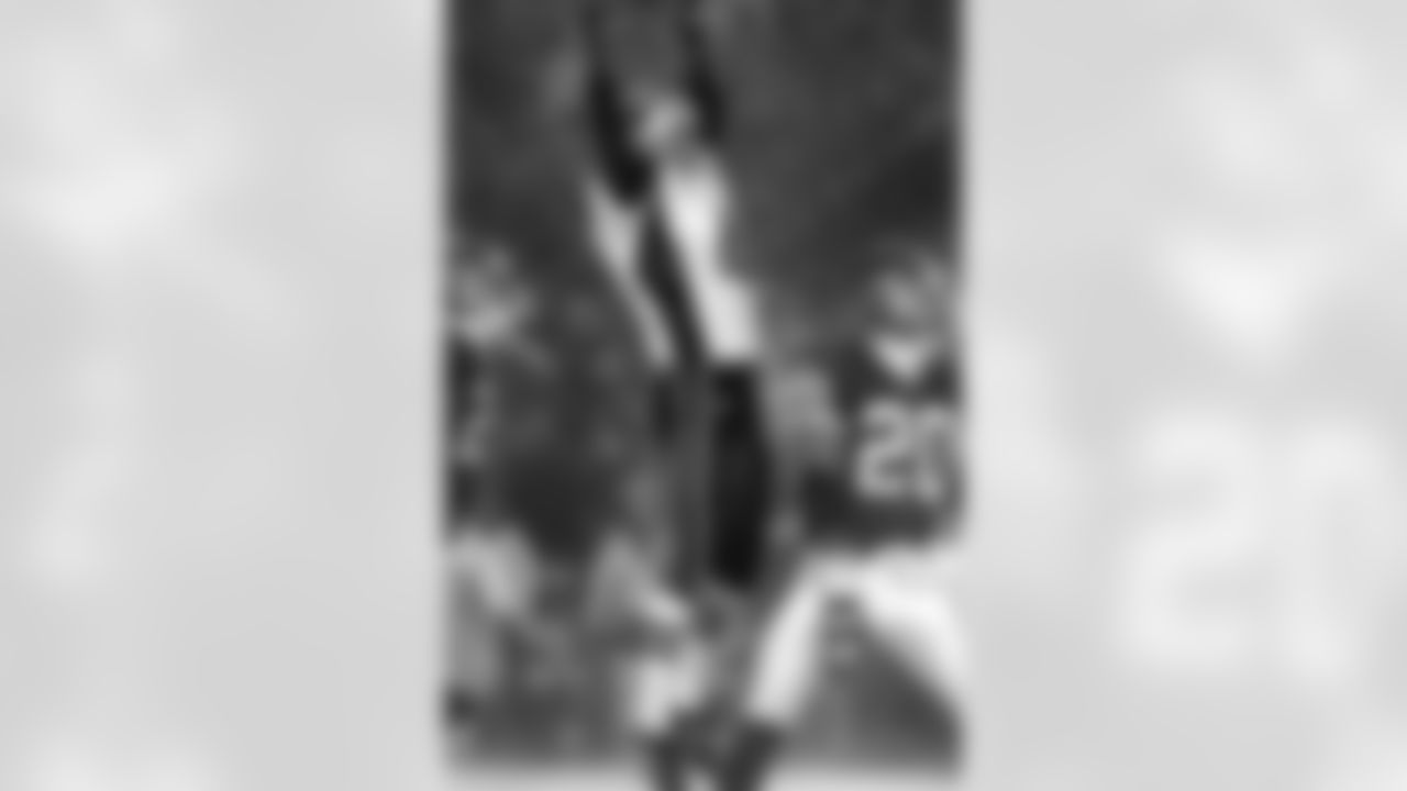 2000_ap_1.jpg