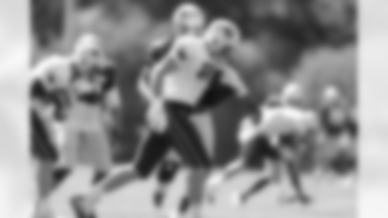Rob Gronkowski vs. Jabaal Sheard.