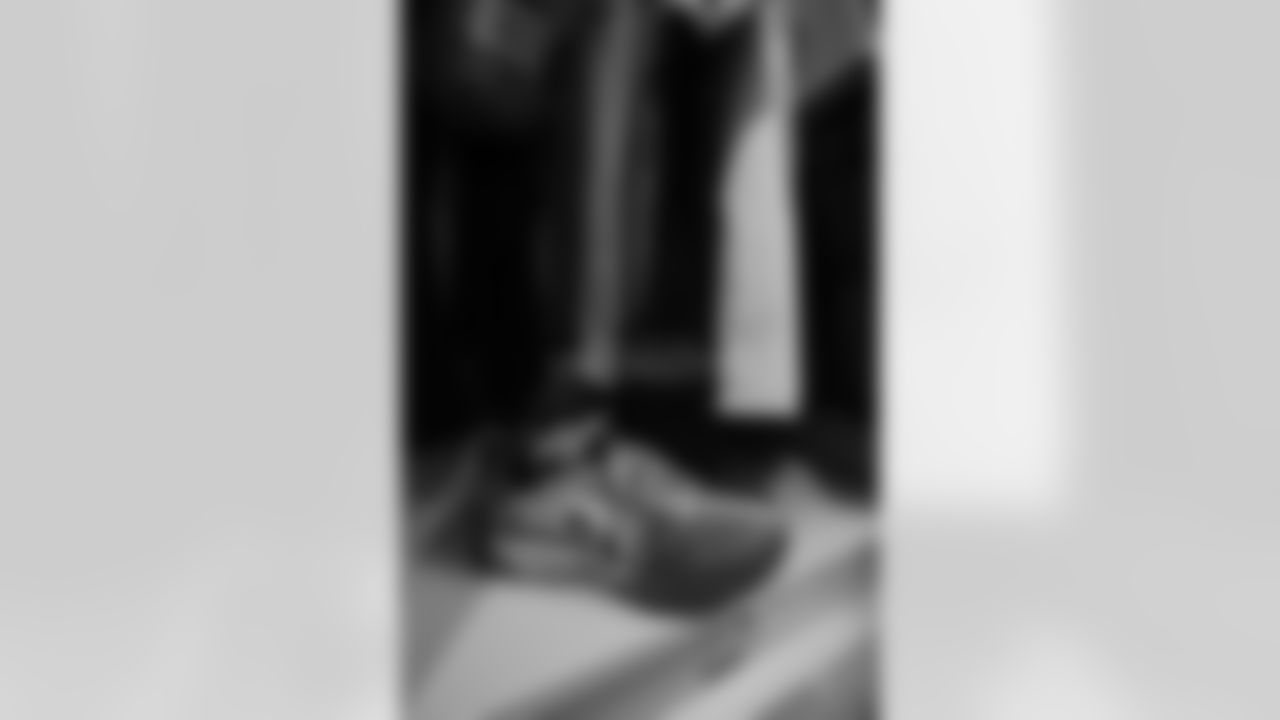 20171203_ds_cleats_14.jpg