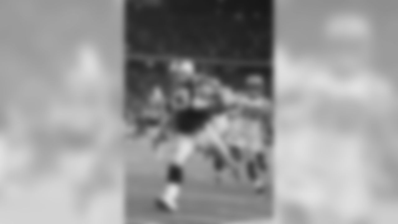 connolly_kickoff_return_2.jpg