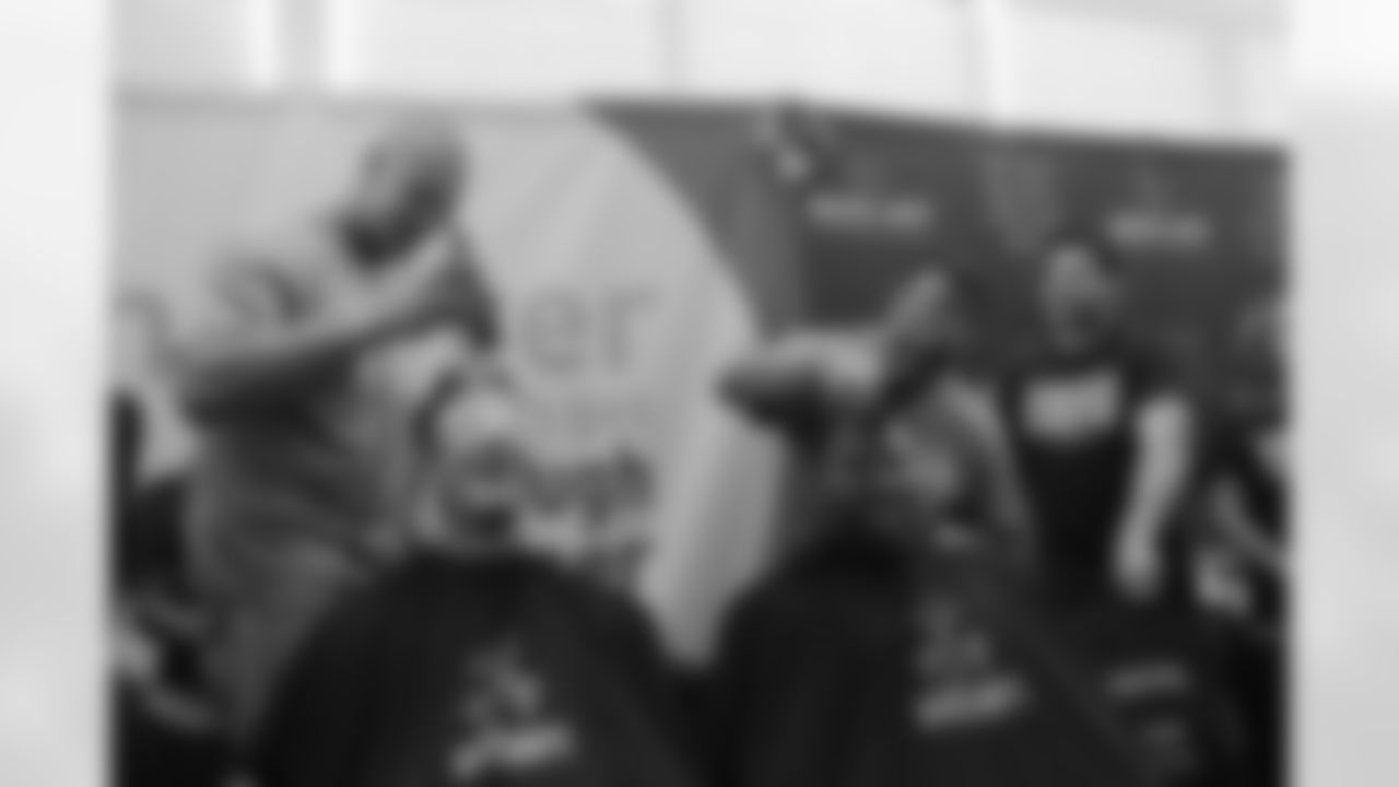20150607_buzz_off_gronk_7794.jpg