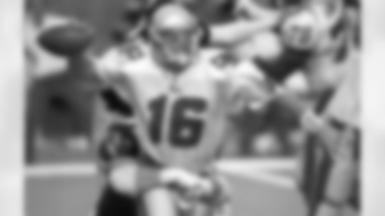 Oct. 1, 1995. Falcons 30, Patriots 17.The Patriots and Falcons traded blows for three quarters, but the Falcons landed a knockout punch thanks to Jeff George's 33-yard TD pass to Eric Metcalf in the fourth quarter, which stretched Atlanta's lead from six to 13 and cemented the win down south. The Falcons recorded four sacks.