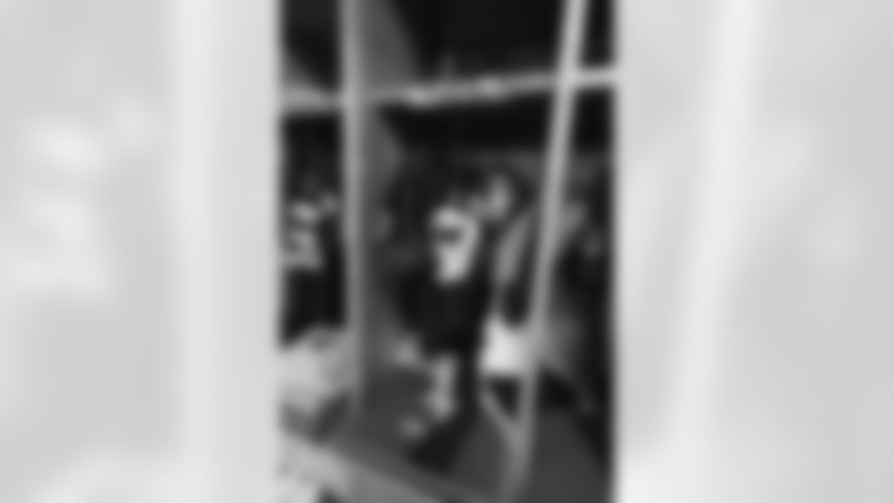 111717afa-lockeroom_ds117-watermarked.jpg
