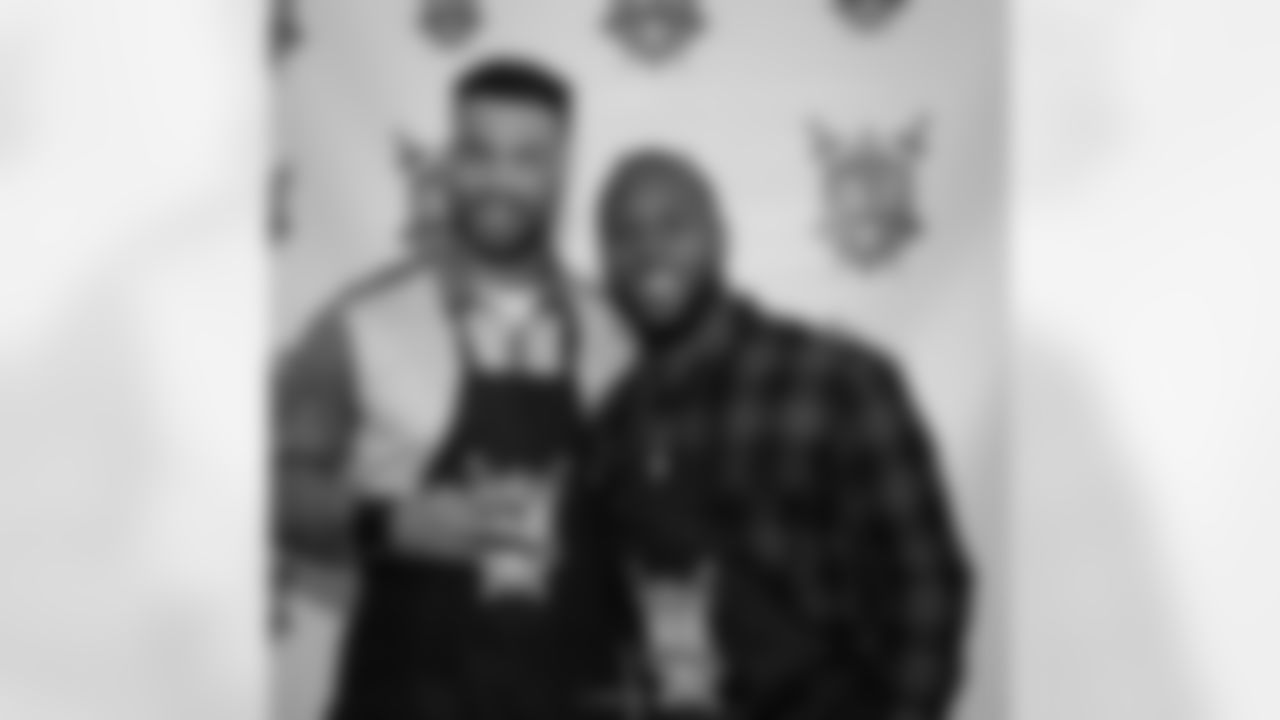 20171030-kyle-van-noy-instagram.jpg