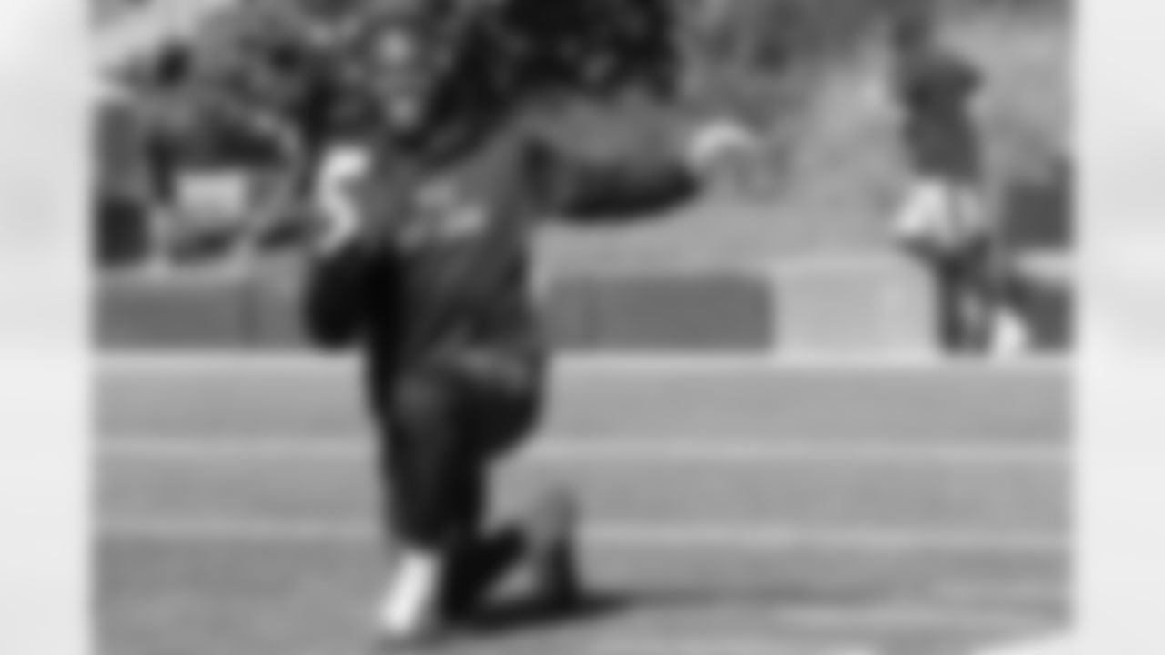 8h0e4484_0.jpg