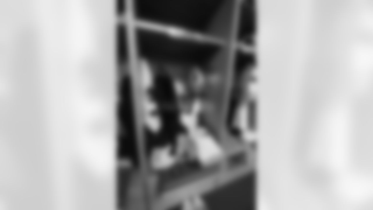 111717afa-lockeroom_ds029-watermarked.jpg