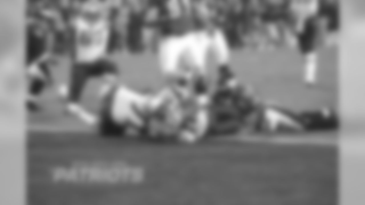 Corey Dillon two-yard TD run to break fourth quarter tie (XXXIX vs Eagles).