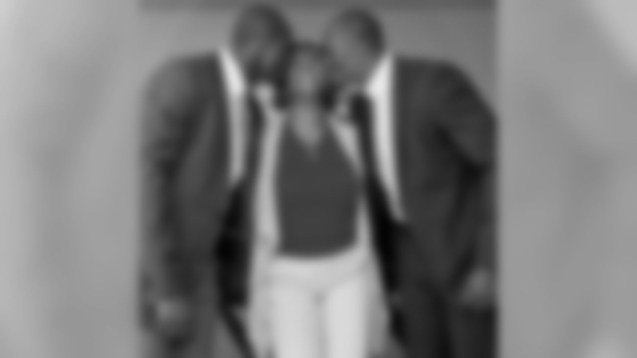 20150508-devin-mccourty.jpg