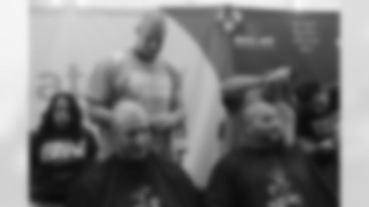 20150607_buzz_off_gronk_7842.jpg