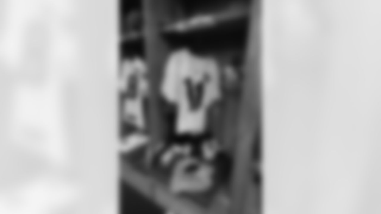 111717afa-lockeroom_ds025-watermarked.jpg
