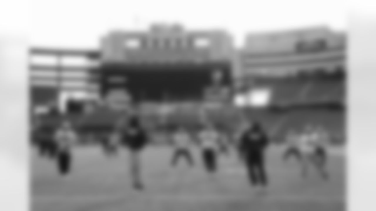 122917practice_eja01-watermarked.jpg