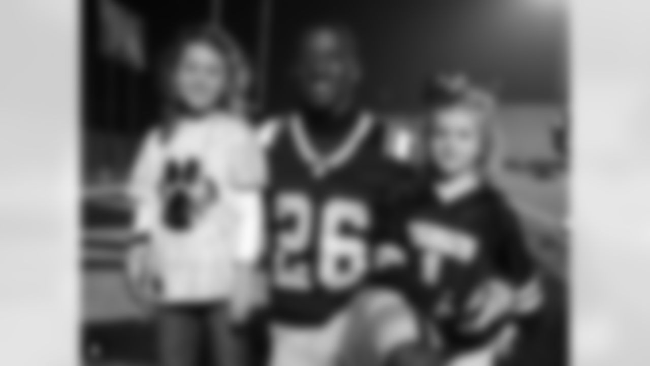 20161024-malcolm-mitchell-social-scene.jpg