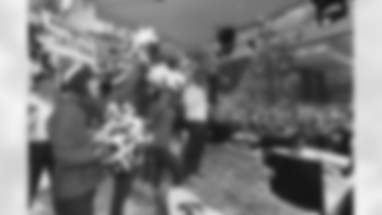 20180203_rally_mn_nordstrom16.jpg