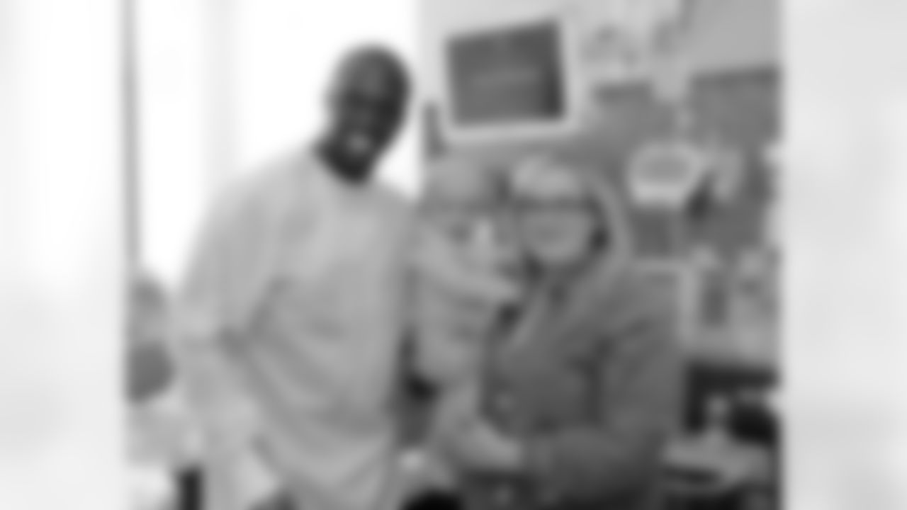BOSTON, MA - JULY 28: New England Patriots player Devin McCourty visits Jack and Mom at Boston Children's Hospital July 28, 2015 in Boston, Massachusetts. (Photo by Darren McCollester/Getty Images for Boston Children's Hospital)
