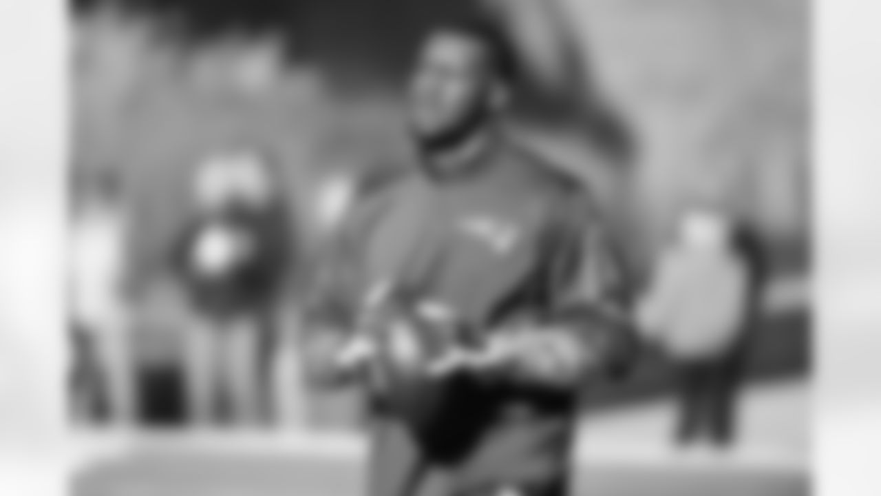 LeGarrette Blount, RB - The AFC Offensive Player of the Month to open the season has come up big for the Patriots rushing attack, especially in closing out wins over the Dolphins and Texans. Blount may need to continue to roll for at least one more week working with a young quarterback to help balance out the offense.