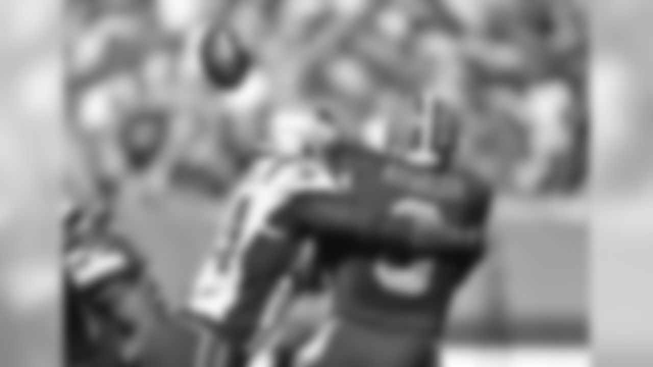 FILE - In this Oct. 9, 2016, file photo, New England Patriots middle linebacker Dont'a Hightower hits Cleveland Browns quarterback Cody Kessler in the first half of an NFL football game, in Cleveland. Kessler's pass went out of the end zone for a safety. The pain is only intensifying for the Browns. They had two more quarterbacks injured in Sunday's loss to New England and while there has been some sign of improvement under coach Hue Jackson, Cleveland is 0-5 and headed toward another dismal season. (AP Photo/David Richard, File)