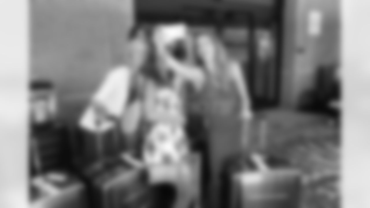 20160601_cheer_14-watermarked.jpg