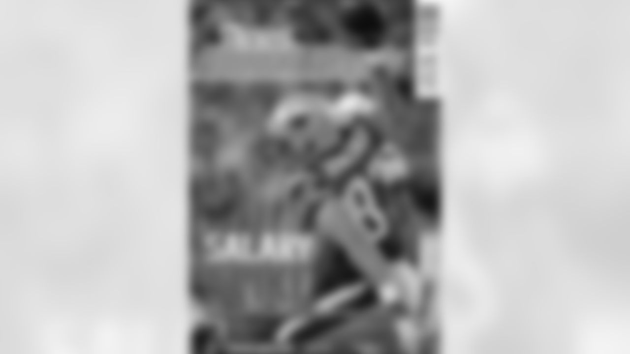 Joe Cardona, LS
