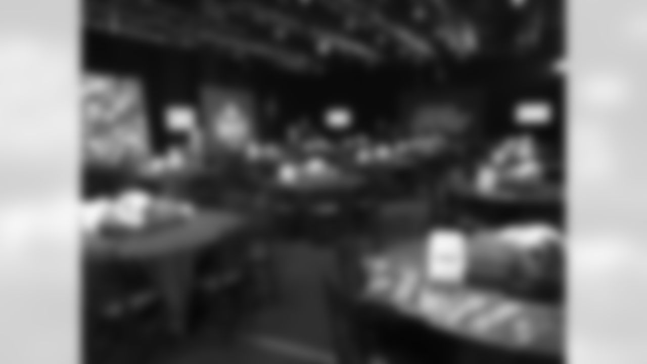 draft_green_room_tables.jpg