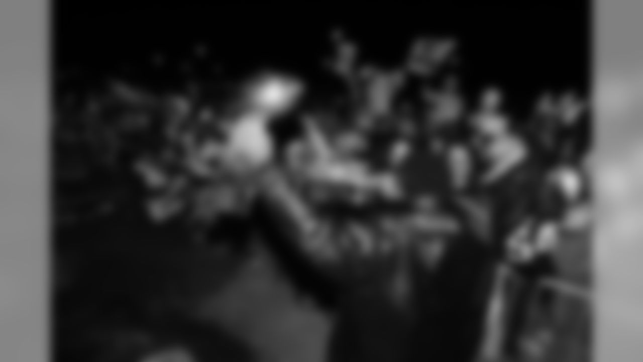 nep020705-130-watermarked.jpg