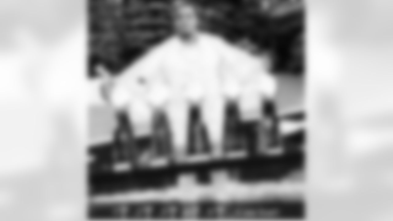 trey-flowers-5-lombardis-multi-photo.jpg
