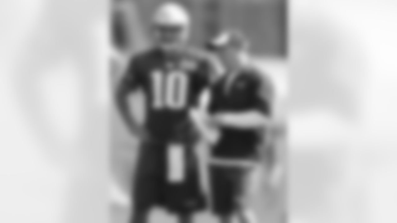 Win #1. With Tom Brady out, Jimmy Garoppolo had big shoes to fill in the season opener at Arizona and he came through with coolness in the desert, completing 24 of 33 passes for 264 yards, one touchdown and zero interceptions in the Patriots' 23-21 come-from-behind win.