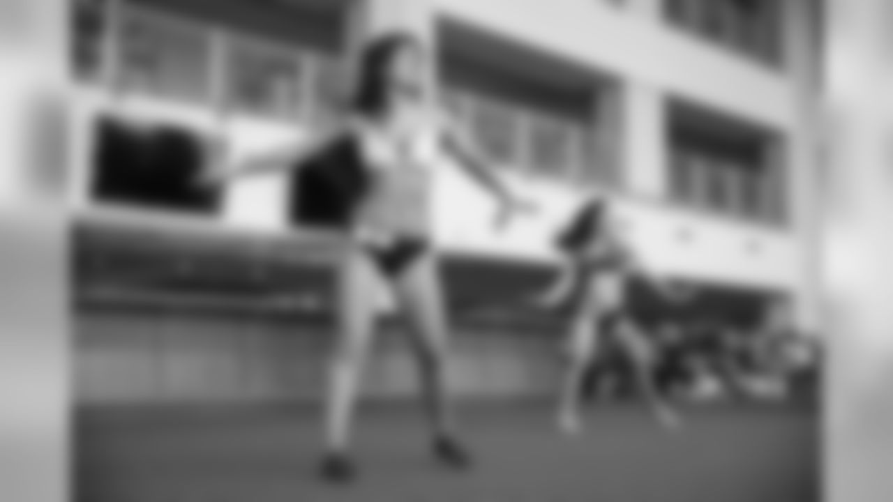 034r2033_0.jpg
