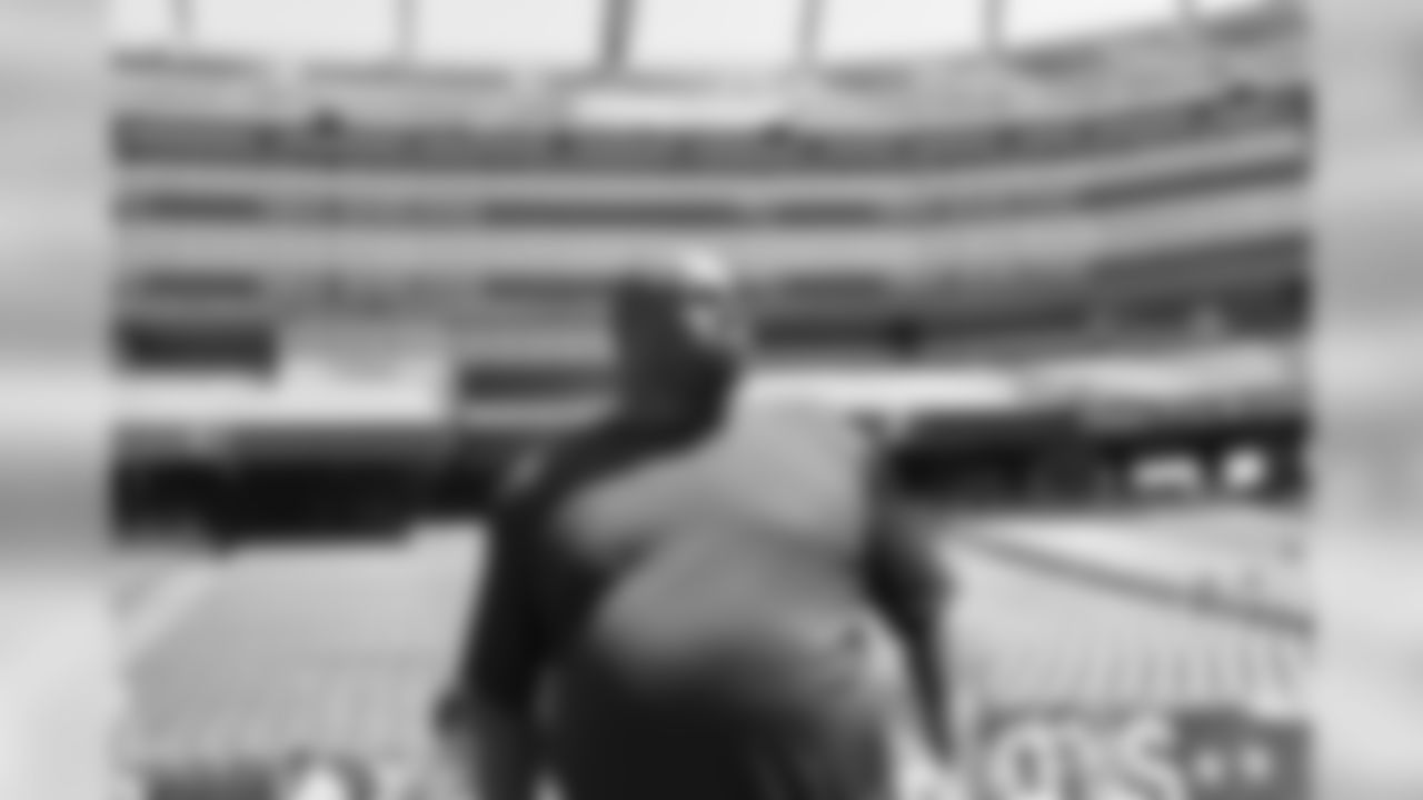 080917wilfork_kn1129-watermarked.jpg