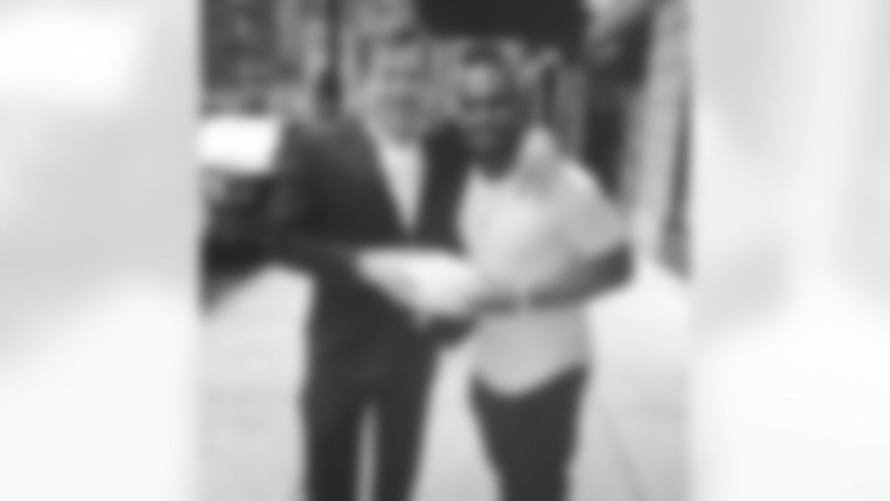 20170424-dion-lewis-instagram.jpg